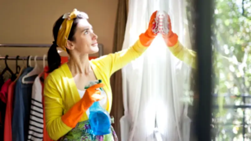 Saharastaub trübt Frühlingsbeginn: Experten raten vom Frühjahrsputz ab