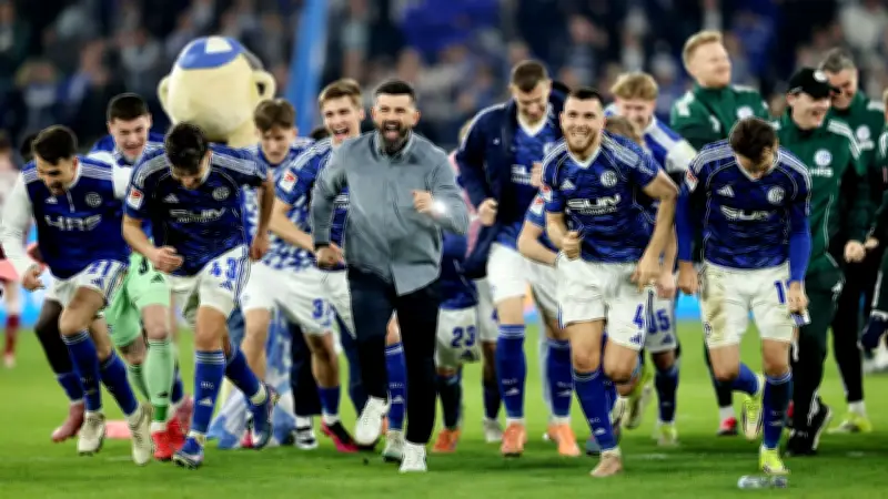 Schalkes Sieger-Menü: Döner mit Knoblauchsoße und purer Pommes-Genuss nach Bielefeld-Sieg