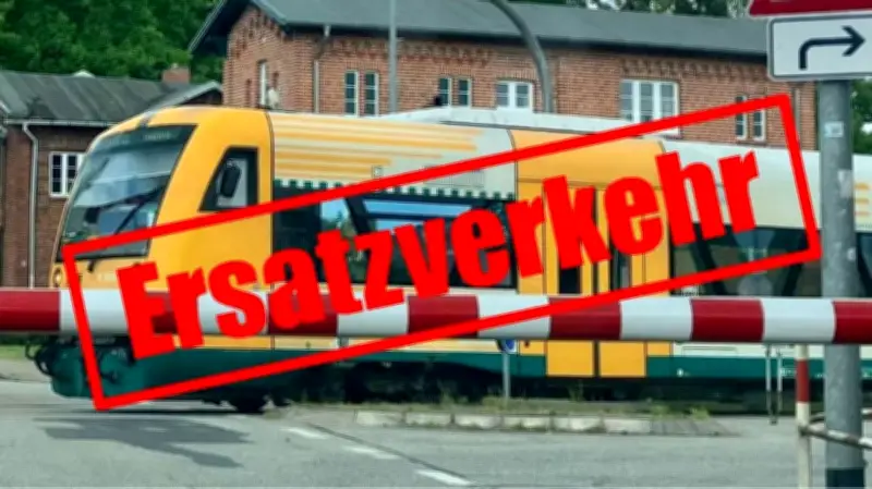 Schienenersatzverkehr in Schwerin: Pendler stranden vor dem Wunschziel