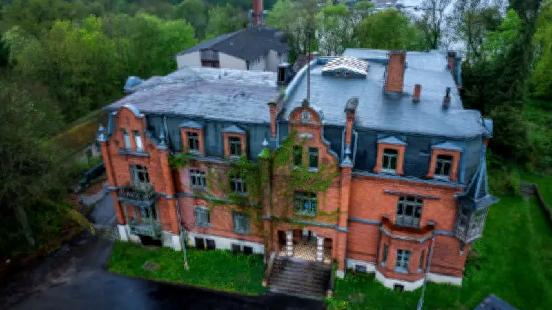 Schloss Raben Steinfeld: Sanierung startet mit Förderbescheid über 256.500 Euro für Gutachten