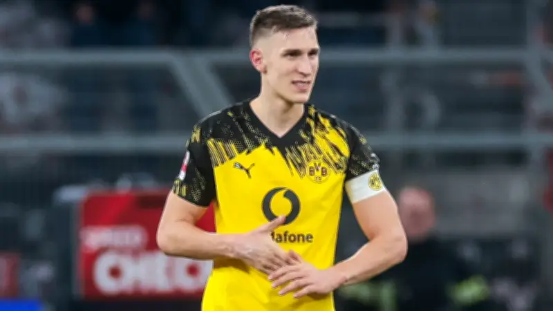 Schlotterbeck nach Klassiker: "Hätte Rot sofort akzeptiert" - Ehrliche Analyse des BVB-Verteidigers