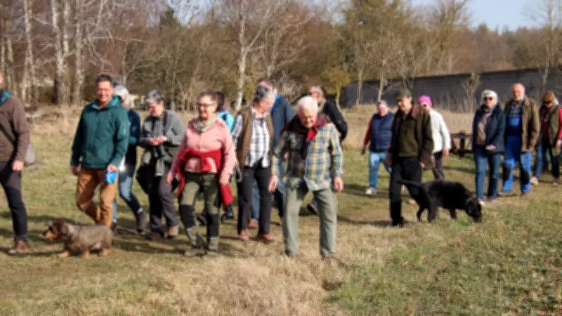 Schneeglöckchenwanderung am Labenzer See: Frostschutz-Geheimnis lockt 38 Naturfreunde