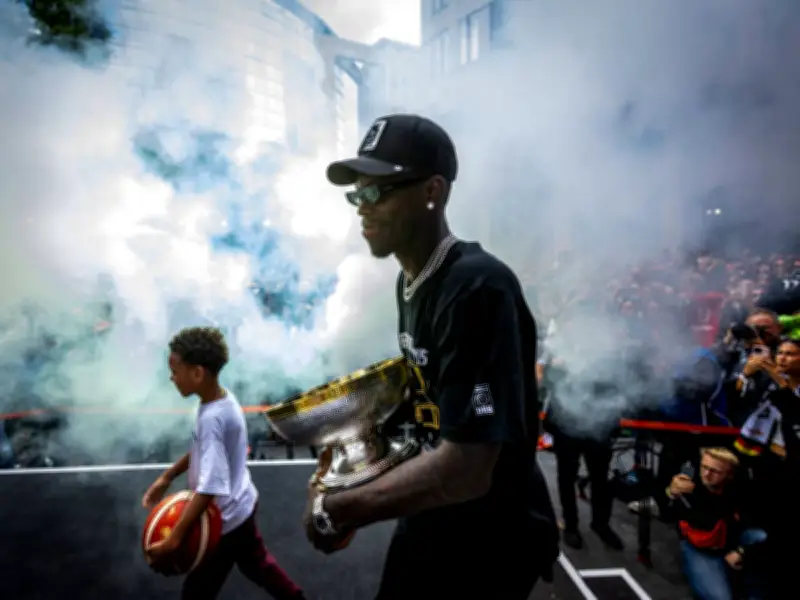 Schröders Manager enthüllt: Unbekannte Seiten des NBA-Stars und Rückkehrpläne