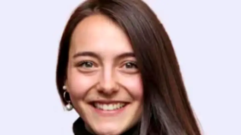 Schweizer Radiostar stirbt bei Bus-Inferno: Lara Baumgartners Lachen berührte viele Menschen