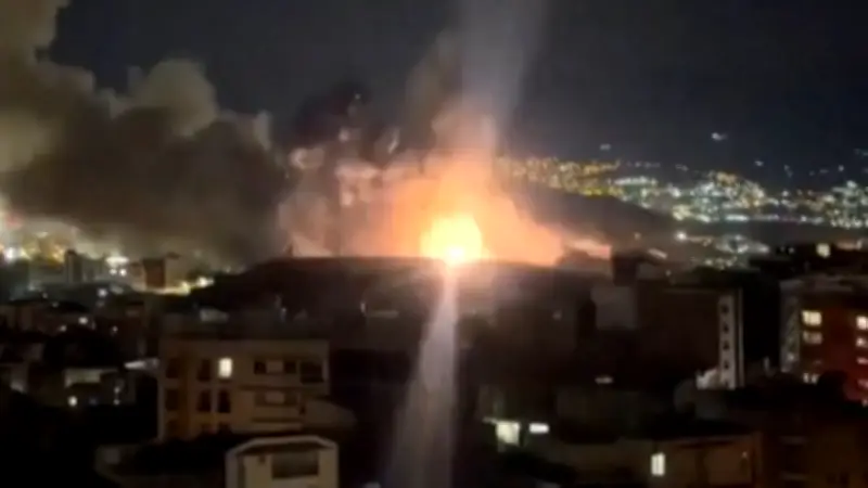 Schwere Explosionen im Iran: Videoaufnahmen zeigen massive Luftschläge