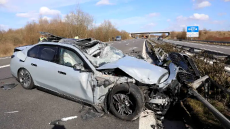 Schwerer Unfall auf A20: Wirtschaftsminister Blank schwer verletzt - Ermittlungen laufen