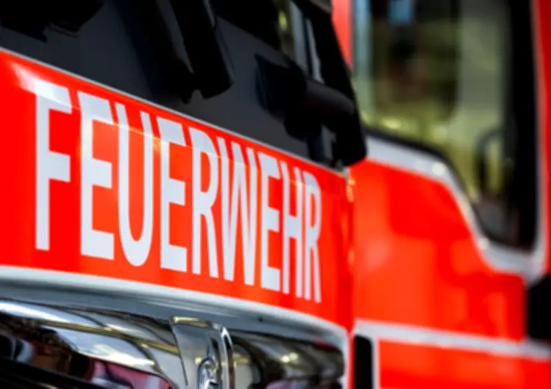 Schwerverletzter bei Wohnhausbrand in Berlin - 50 Personen evakuiert