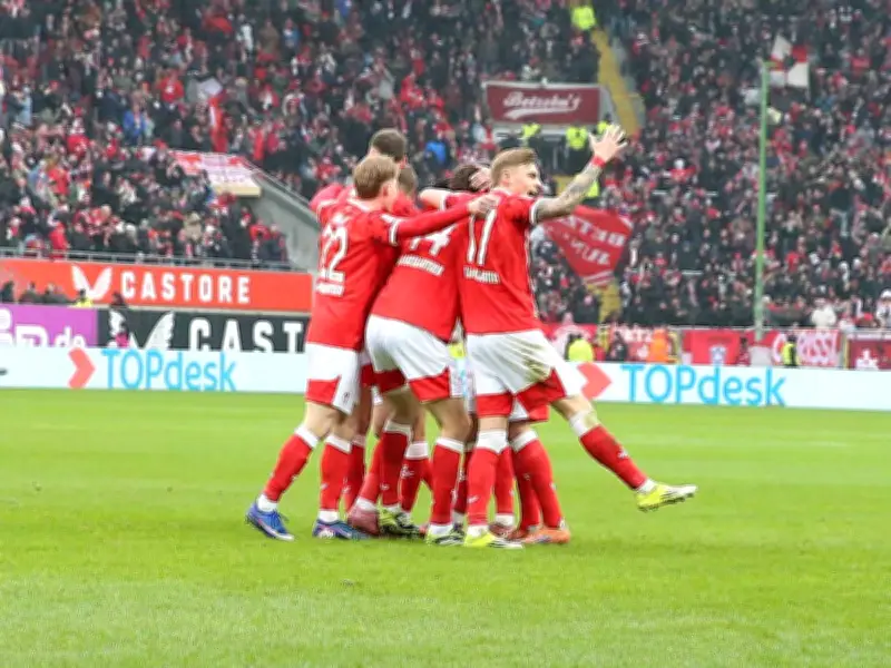 Südwestderby in der 2. Bundesliga: FCK empfängt KSC mit historischen Statistiken