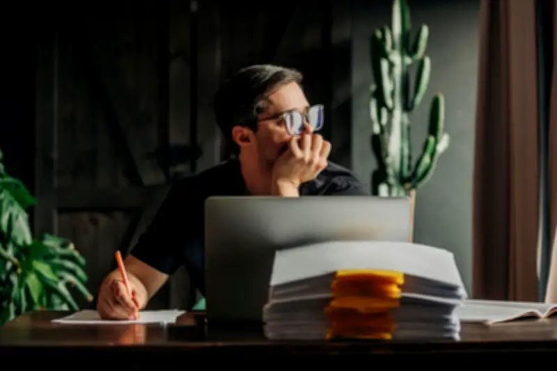 Selbstorganisation im Job: Strategien für mehr Effizienz und Freizeit