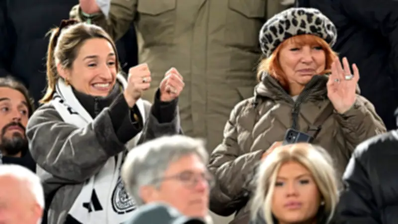 Seltene Tribünen-Unterstützung: Nagelsmanns Familie drückt bei Testspiel die Daumen