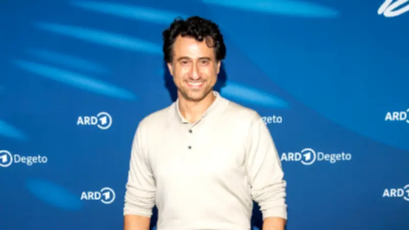 Serkan Kaya solidarisiert sich mit Collien Fernandes: „Der Klügere macht den Mund auf“