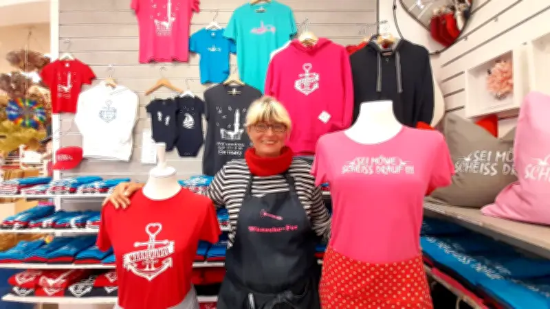 Shopping in Warnemünde: Einzigartige Läden und überraschende Trends an der Ostsee