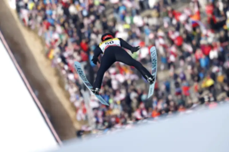 Skifliegen: Olympiasieger Raimund enttäuscht in Bad Mitterndorf auf Platz 16