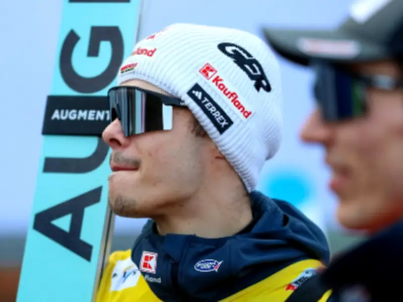 Skispringen: Raimund in Lahti Vierter - Tschofenig triumphiert über Prevc