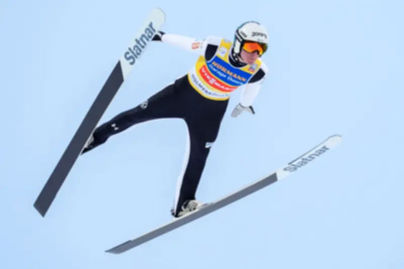 Skisprung-Weltcup Oslo: Olympiasieger Raimund scheitert bei Wind-Roulette