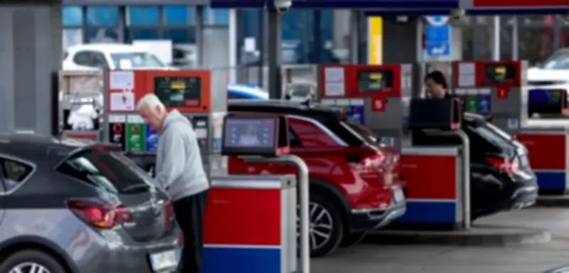 Slowenien führt Treibstoffrationierung ein: Nur 50 Liter pro Tag für Autofahrer