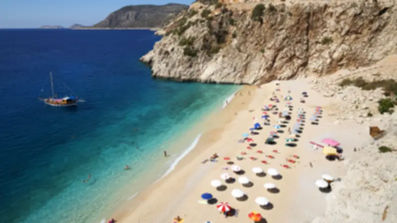 Sommerflugplan Leipzig/Halle: 23 Urlaubsziele, neue Destination Bodrum und exklusive Sonderflüge