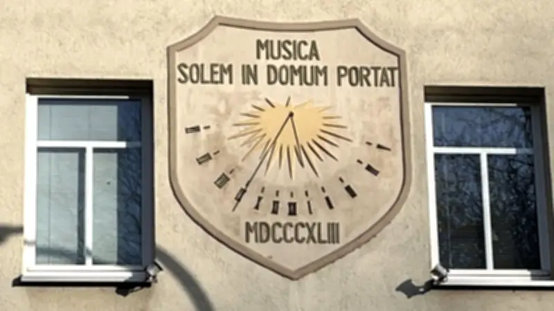 Sommerzeit beginnt: Nur Sonnenuhren in Zeitz zeigen die wahre Zeit