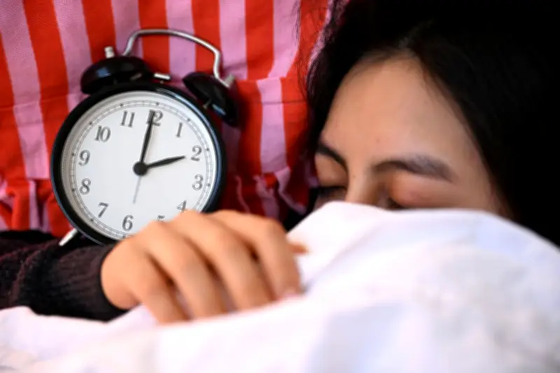 Sommerzeit startet: Uhren werden am Sonntag umgestellt - Abschaffung bleibt ungewiss