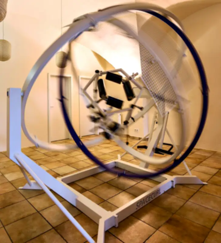 Space Curl in Naumburg: Astronauten-Gerät stärkt jetzt Gleichgewicht der Domstädter