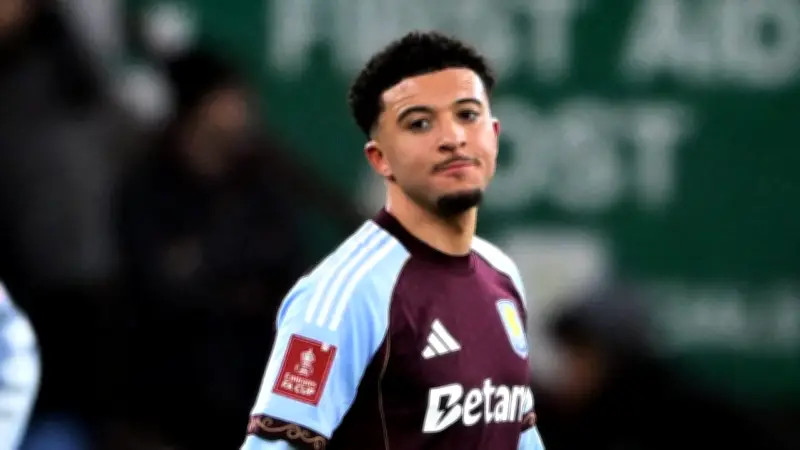 Spannende Rückhol-Idee: Wird Jadon Sancho der Nachfolger von Julian Brandt in Dortmund?