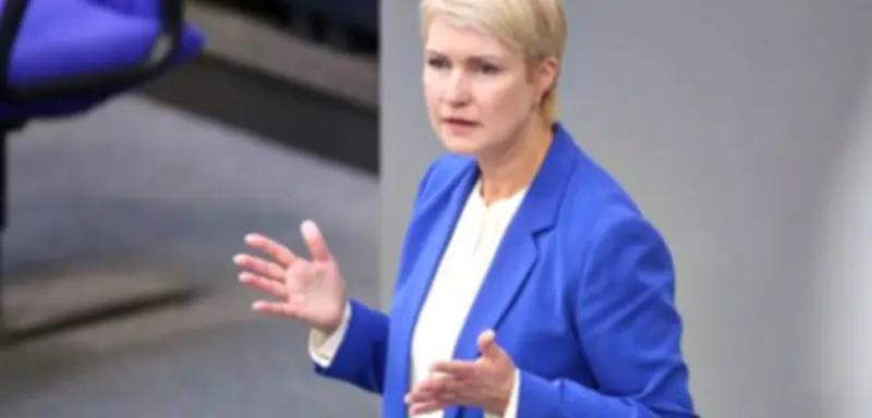 SPD und Handel lehnen Mehrwertsteuererhöhung ab - Kritik an Reformplänen der Koalition