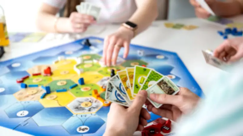 Spieletreff in Waren: Brett- und Kartenspiele in geselliger Runde am 8. April