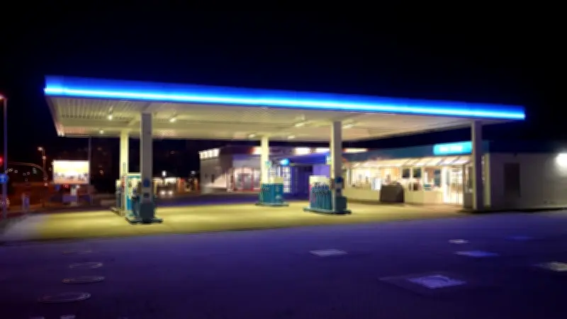 Spritpreis-Schock durch Iran-Krise: Hier tanken Sie zum Schnäppchenpreis