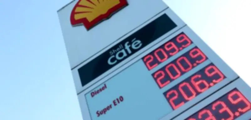 Spritpreise erreichen Rekordmarke: Super E10 übersteigt erstmals die Zwei-Euro-Grenze