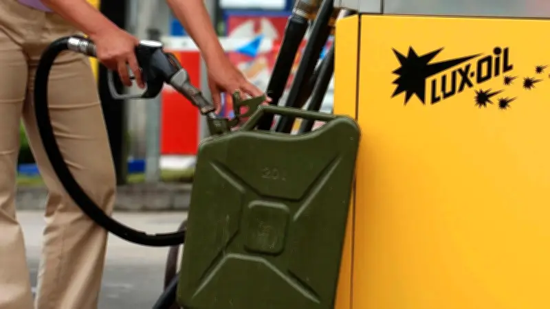 Spritpreise steigen: Billig tanken im Ausland kann unerwartet teuer werden