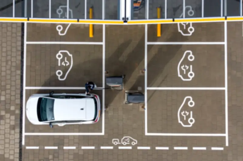 Spritpreise treiben Nachfrage: Elektroautos gewinnen deutlich an Interesse