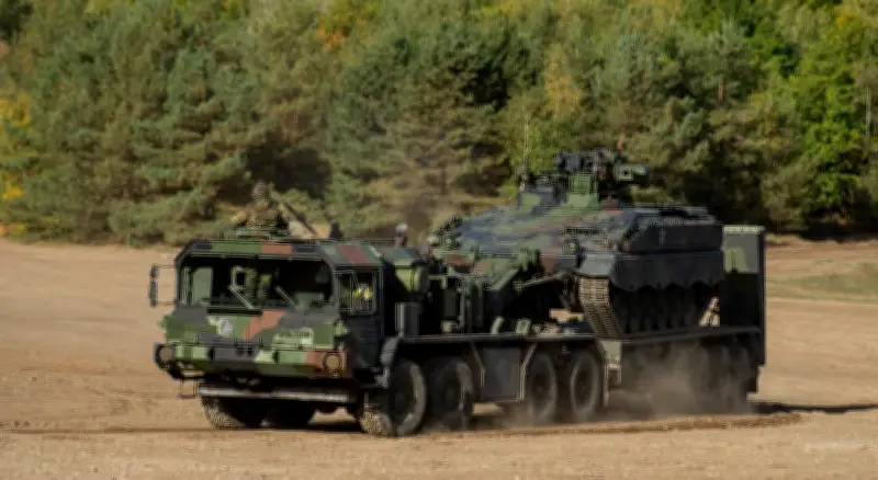 Staatsschutz ermittelt nach Brandanschlag auf Bundeswehr-Transporter in Lüneburg