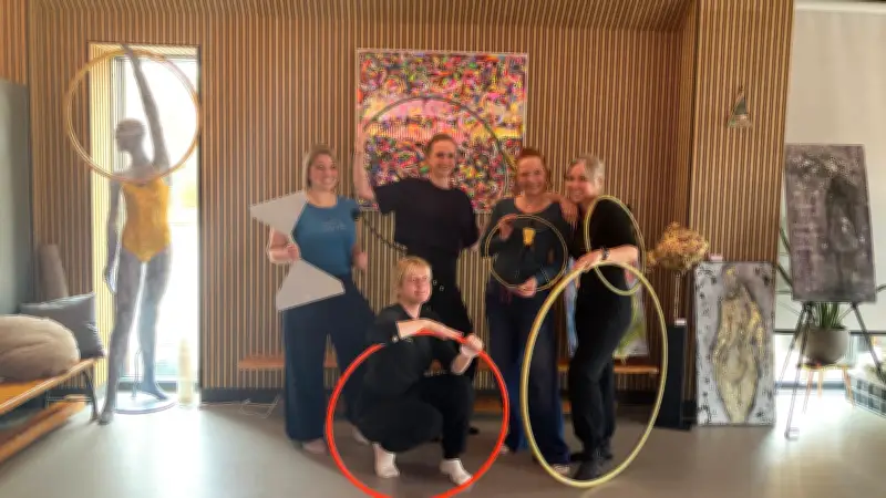 Stadt-Rand-Raum Schwerin: Vom Hula Hoop bis Männeryoga – Ein Rückzugsort für Körper und Seele