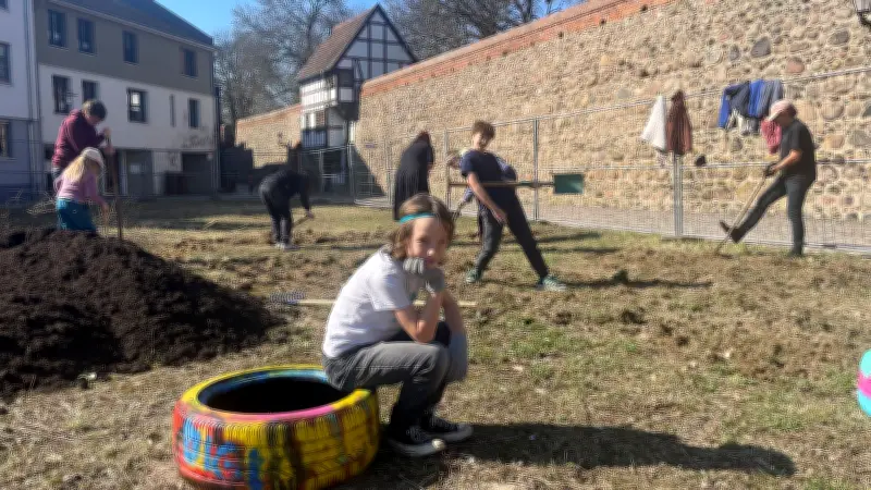 Stadtgarten Neubrandenburg: Saisonstart trotz unklarer Zukunft und geplantem Verkauf
