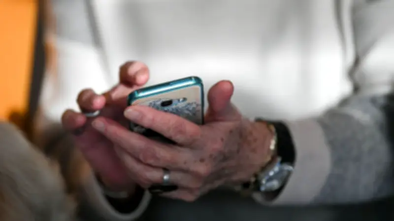 Stadtwerke-Warnmail verunsichert Seniorin: IT-Sicherheit als Hürde für Privatnutzer