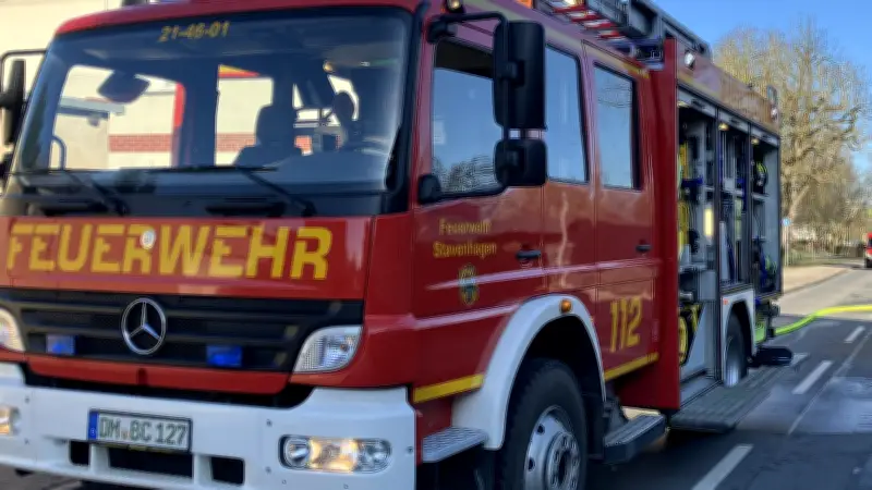 Stavenhagen: Brandserie setzt sich fort - Flammen greifen auf Wohnhaus über