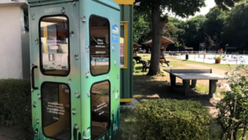 Stavenhagen erhöht Preise: Waldbad und Bibliothek werden teurer für Bürger