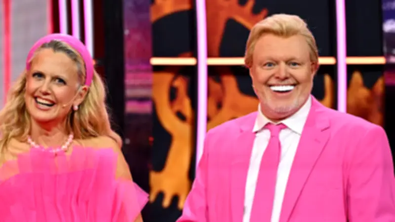 Stefan Raab als Ken in 'Wer weiß wie, wann, was war': 'Habe ein bisschen was von Donald Trump'