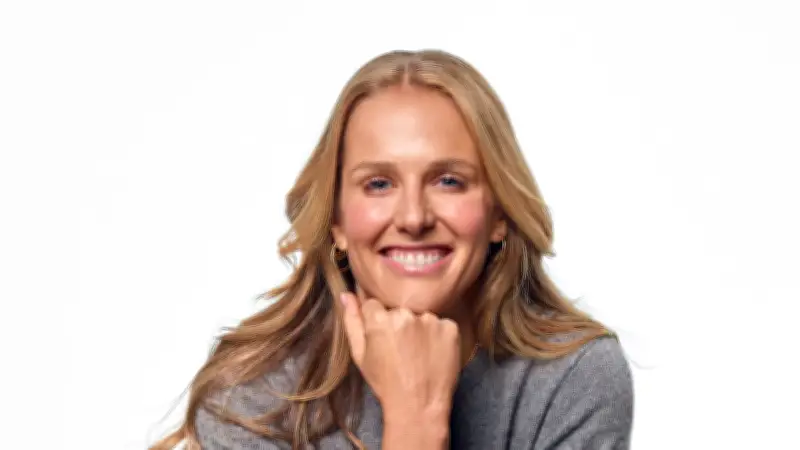 Stella Hinderer: Douglas-Enkelin gründet eigene Kosmetikfirma gegen alle Widerstände