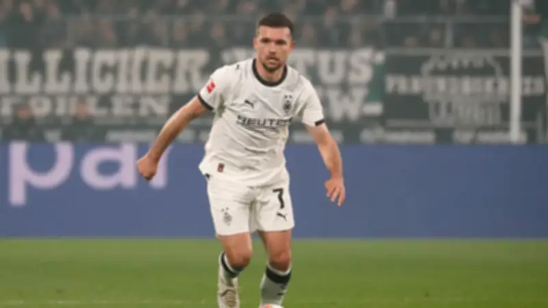 Stögers Traumtor nach Social-Media-Aus: Borussia beendet Freistoß-Fluch