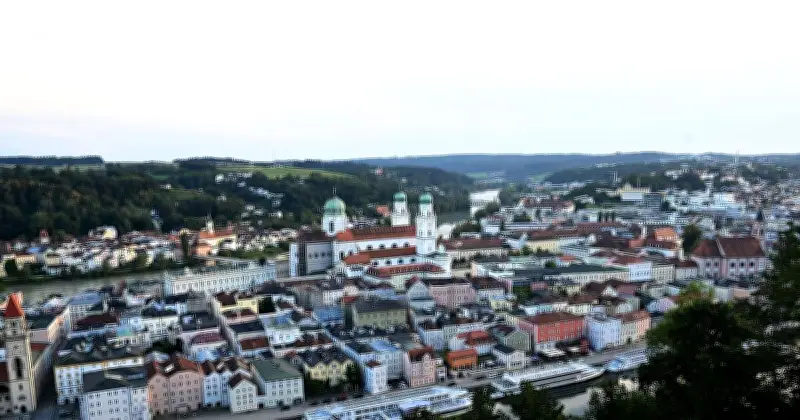 Stichwahl in Passau: SPD-Kandidat Rother führt vor CSU-Herausforderer Dickl