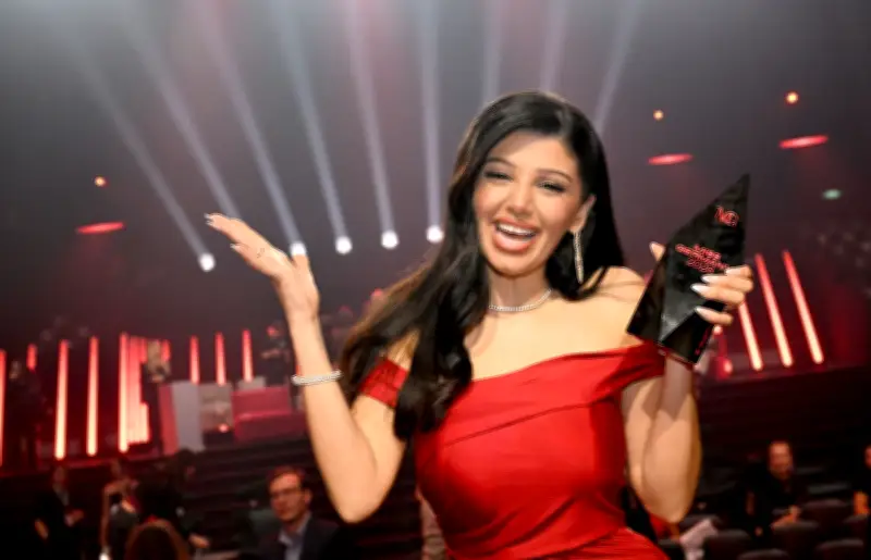 Streamerin Rose Mondy wird neue Miss Germany und bricht mit traditionellen Rollenbildern