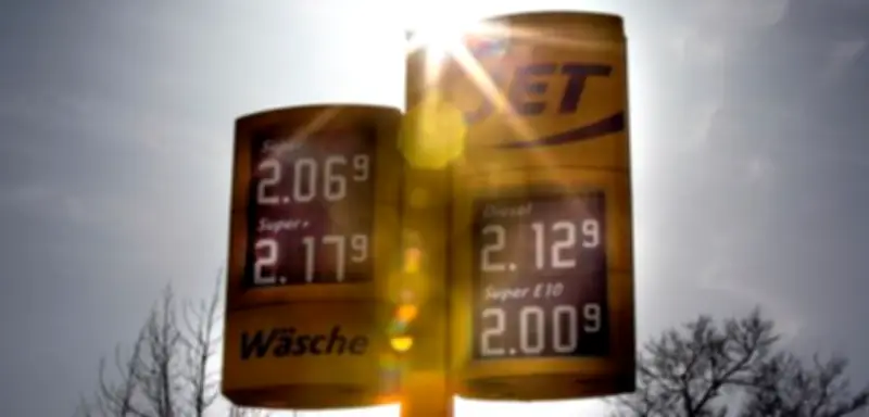 Streit um Spritpreispaket: Union und SPD werfen Mineralölbranche Erpressung vor