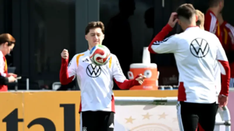 Stuttgarts Schlüsselspieler Stiller doch bei Nagelsmann: Spanien-Juwel schwärmt von Mittelfeld-Star