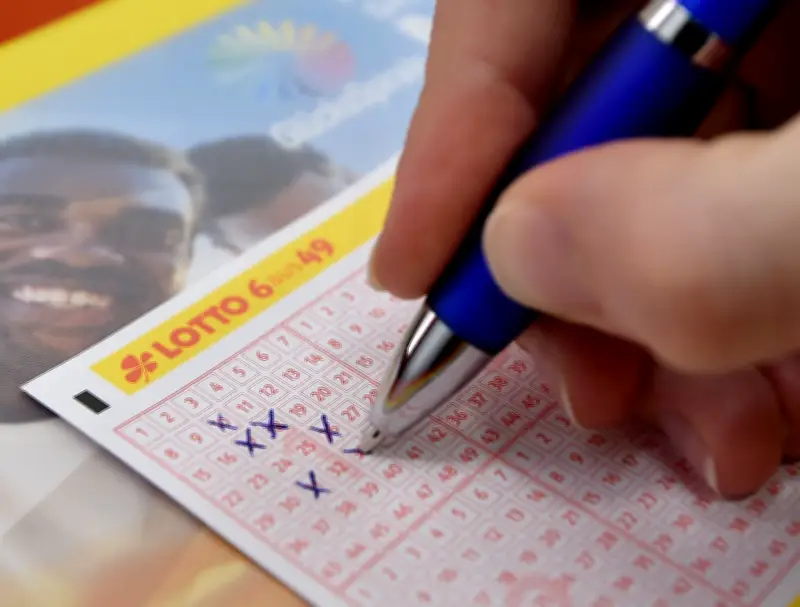 Super 6 Jackpot geknackt: Salzlandkreis-Spieler gewinnt 100.000 Euro mit Glückszahlen