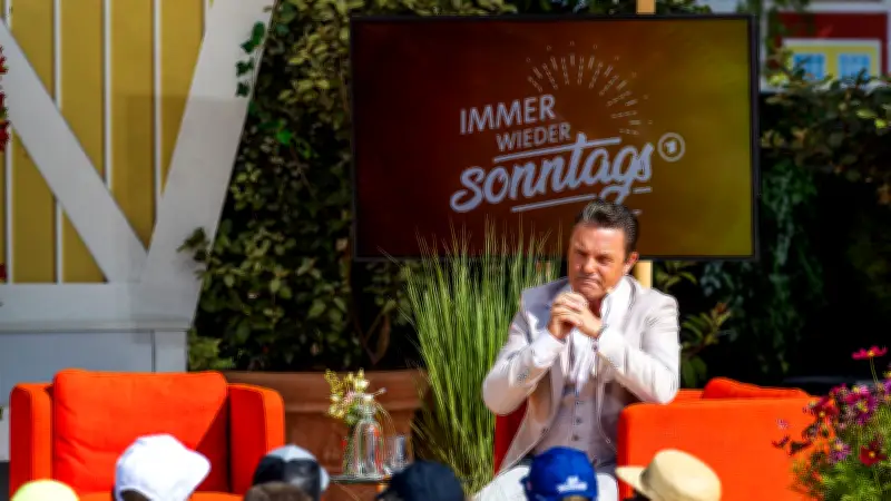SWR beendet Kultshow: Letzte Staffel von 'Immer wieder sonntags' mit Stefan Mross