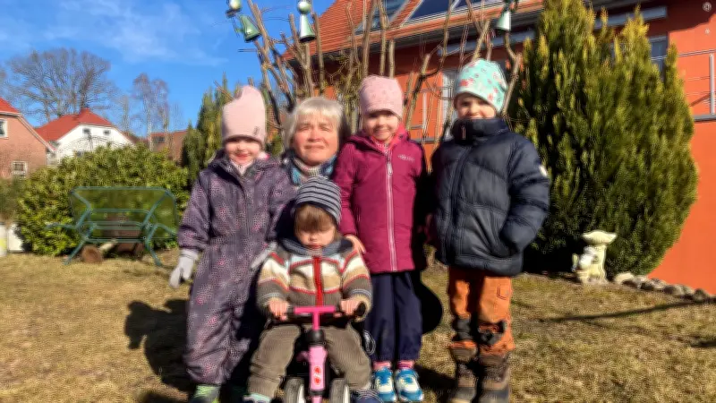 Tagesmutter Ilka Heller: 40 Jahre Leidenschaft für Dorfkinder in Userin