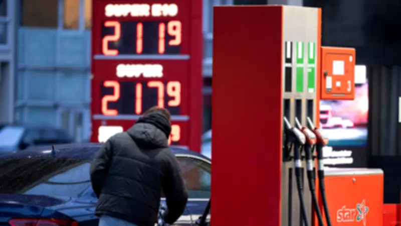 Tank-Gesetz ab 1. April: Spritpreise steigen morgen um 12 Uhr deutlich an