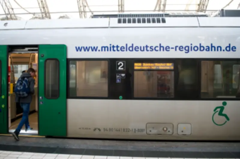 Tarifeinigung bei Mitteldeutscher Regiobahn: Mehr Geld für Lokführer und Beschäftigte