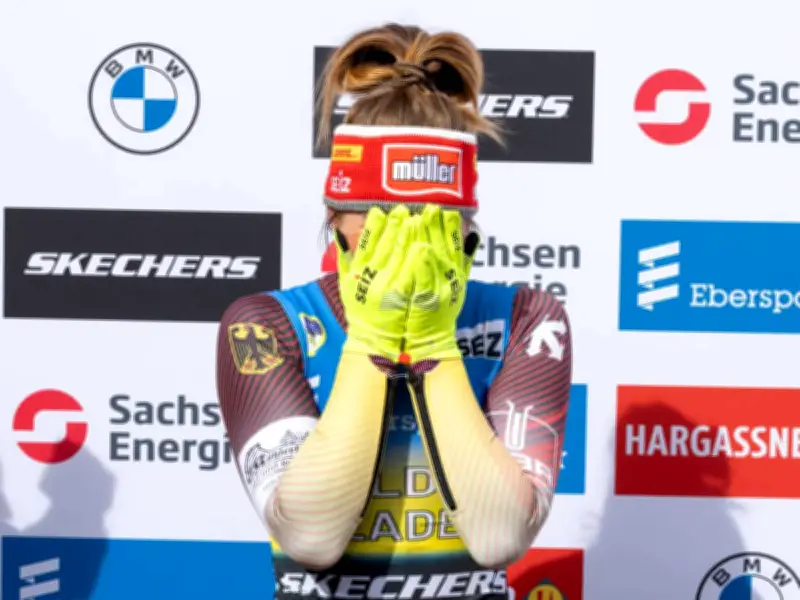 Tausendstel-Drama bei Rodel-Weltcup: Julia Taubitz siegt knapp und vergießt Freudentränen